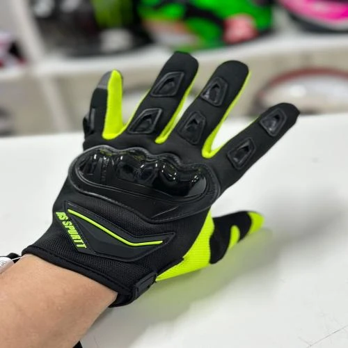 https://cdn.manosproracing.com/products/1210308a-5571-4c73-b6e6-1910fbeb2f1d.webp