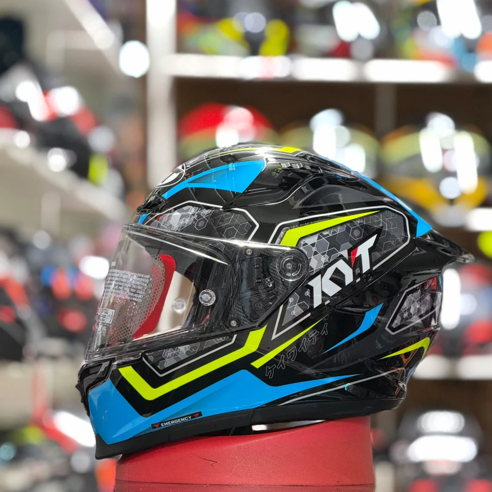 Capacete KYT
