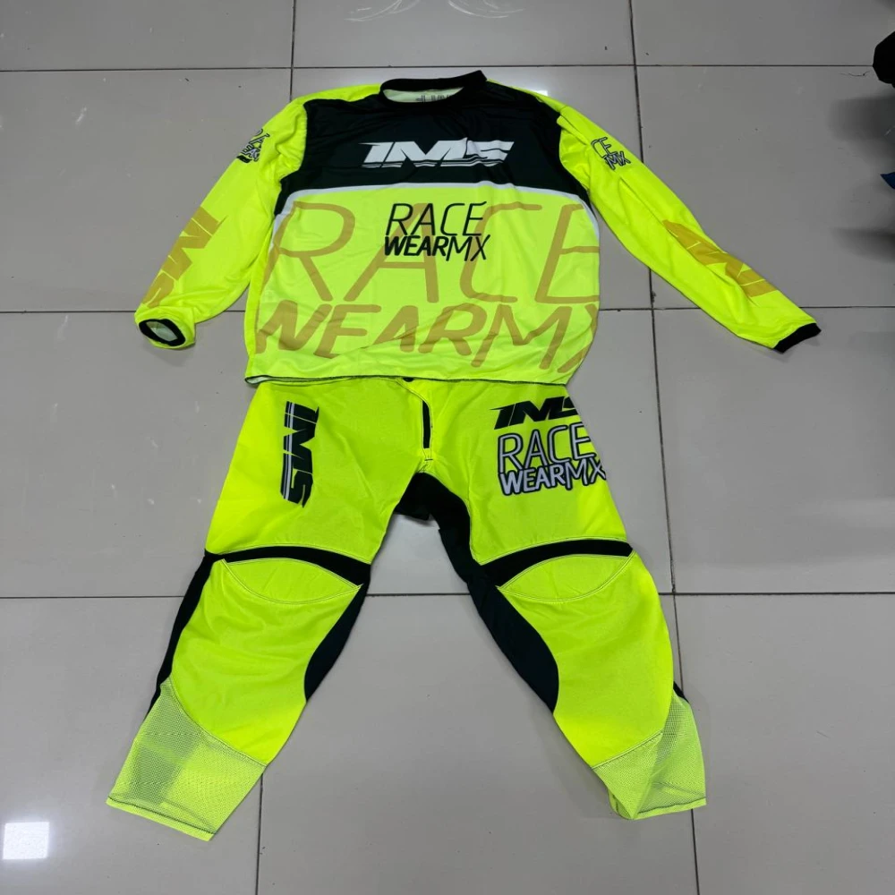 https://cdn.manosproracing.com/products/a20cb17d-aaf3-42b4-8382-8a86e3ae4f4c.webp