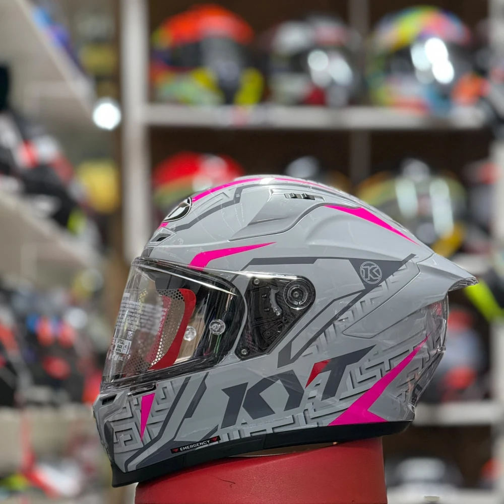 Capacete KYT